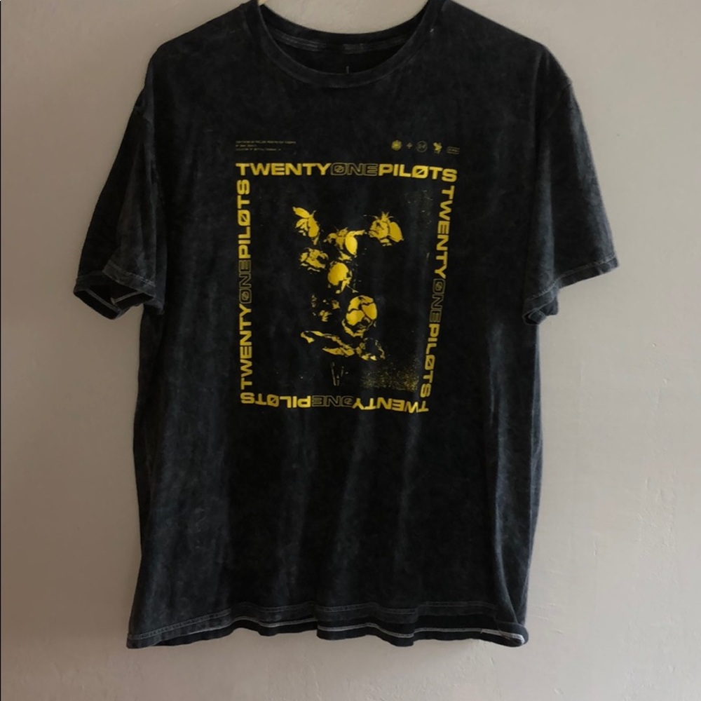 twenty one pilots wilted box wash t-shirt